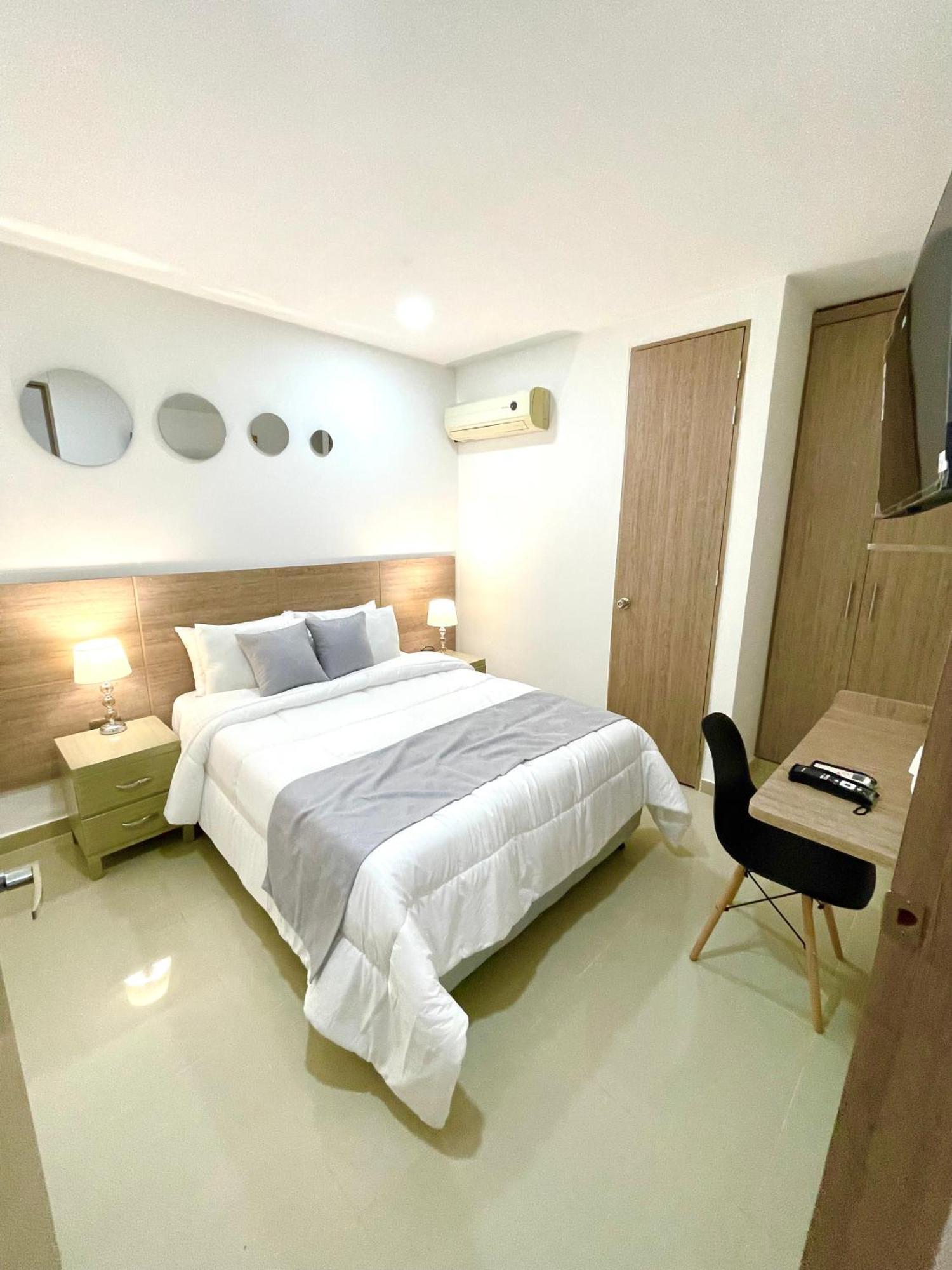 Hotel Olam Deluxe 巴耶杜帕尔 外观 照片